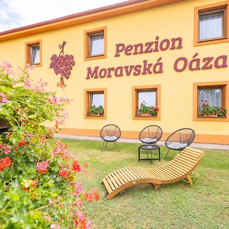 Penzion Moravska Oaza فالتيس المظهر الخارجي الصورة